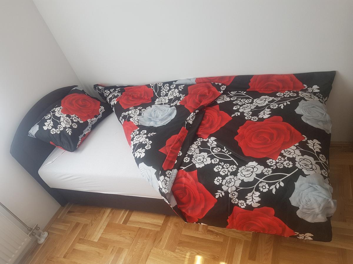 Apartment Kosmos Μπάνια Λούκα Εξωτερικό φωτογραφία
